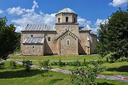 Views on Gradac monastery 4/12