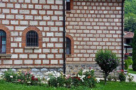 Le magnifique et paisible jardin du monastère de Ćelije 7/9