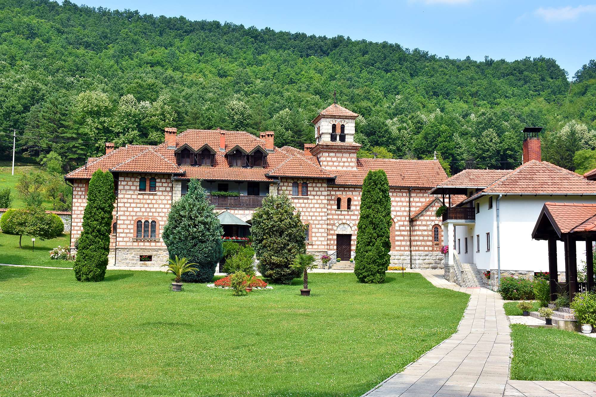 Otkrijte Srbiju Manastir Ćelije Biodom