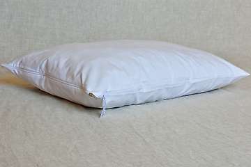 Orjen – Firm pillow wool/natural latex