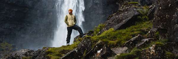 Discover our ultra-light vests with wool : Breathable, odor resistant, beautifully crafted.