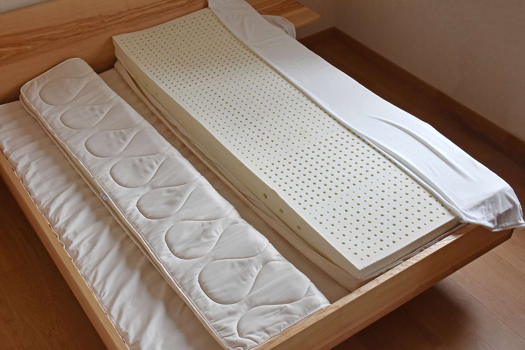 latex rubber mattress pad