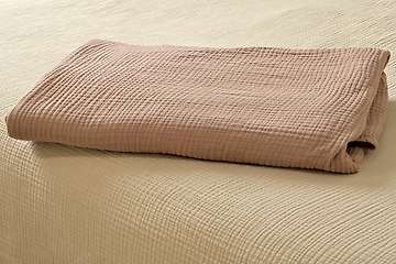 100% Organic Cotton 4-layer Muslin Coverlet