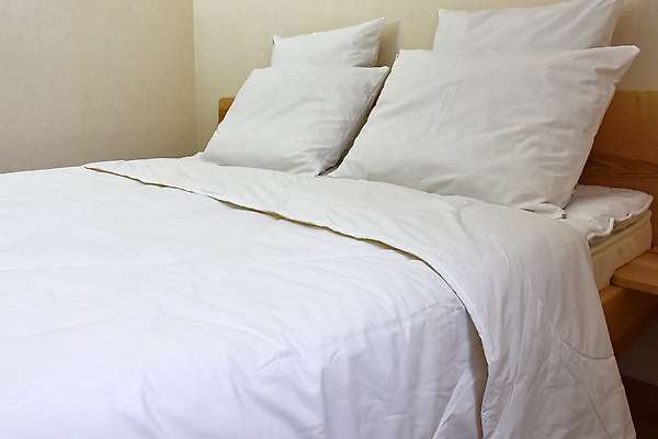 Ninaja – lightweight pure new wool duvet, 200g/m² 3 / 6