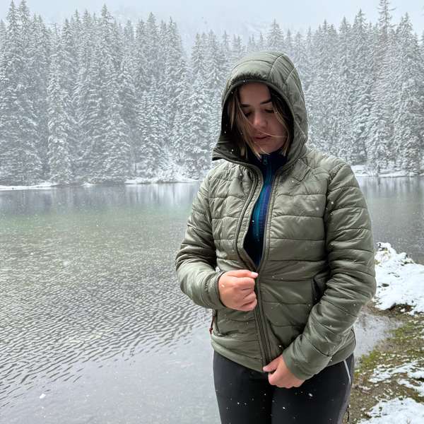 Women’s Ultralight Hooded Jacket – 150gsm Wool Insulation – 20D Ripstop Shell 18 / 18