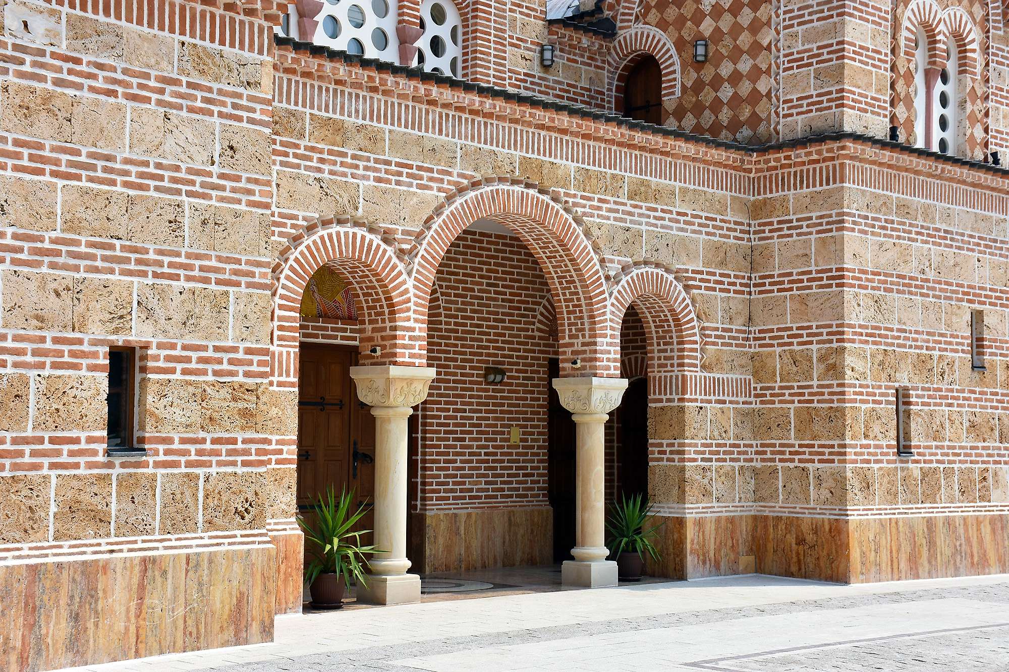 Otkrijte Srbiju : Manastir Ćelije - Biodom