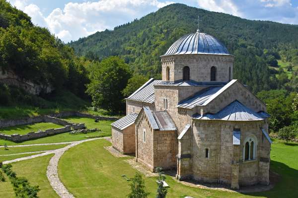 Manastir Gradac u svojoj raskoši.