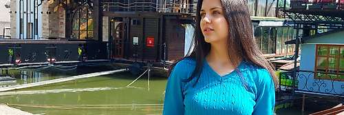 Habillement : Pull Volga Col V