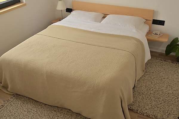 100% Organic Cotton 4-layer Muslin Coverlet 8 / 12