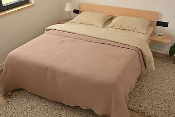 100% Organic Cotton 4-layer Muslin Coverlet