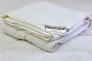 Ninaja – lightweight pure new wool duvet, 200g/m²