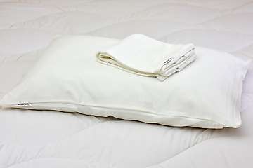 Classic pillow protector 100% organic cotton