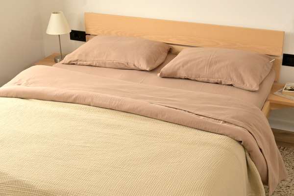 100% Organic Cotton Muslin Pillowcase 1 / 16