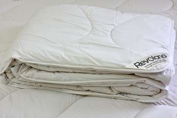 Hajla - 4-seasons pure new wool duvet, 400g/m²