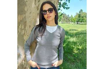 Woman sweater Belukha V neck - 100% fine merino