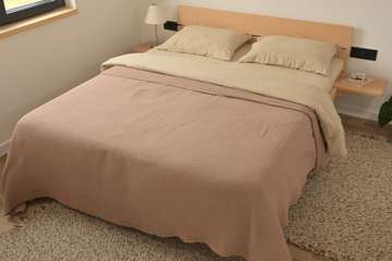 100% Organic Cotton 4-layer Muslin Coverlet