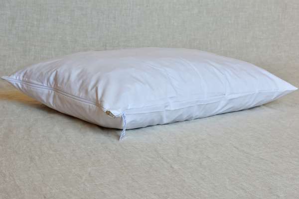 Orjen – Firm pillow - 100% pure wool 1 / 3